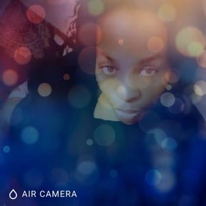 Meet your Posher, Mona